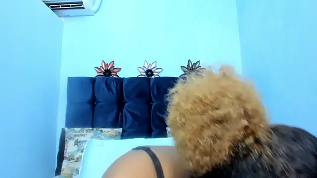 Saray sexylove online show from July 2026 12:09:02 PM