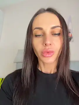 Snapshot of Flexira chatting on June 2026 06:40:01 AM Flexira online show from June 2026 06:40:01 AM