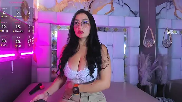 saray white  online show from March 2026 01:18:01 PM