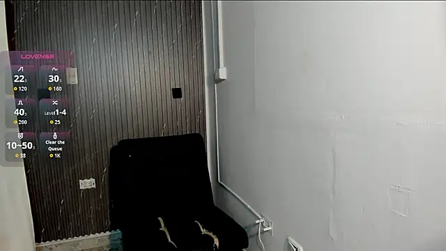 CharlotteKing8 online show from March 2026 11:39:01 AM