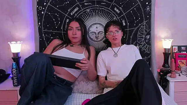 CaliferAndAurora online show from April 2026 04:01:01 AM