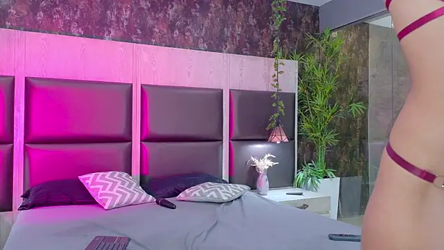 mia venon online show from July 2026 11:56:02 AM
