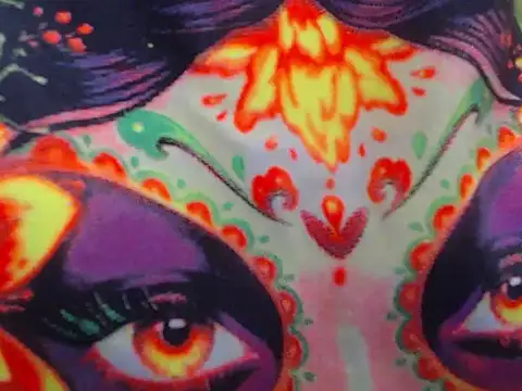 thalia perveertt online show from April 2026 03:16:01 PM