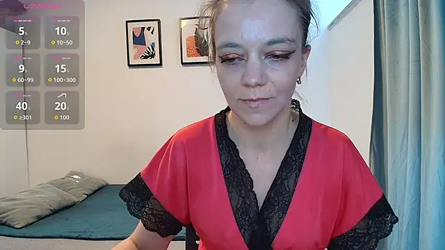 Yana-XX online show from July 2026 05:04:02 PM
