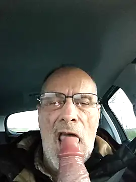 lui8181 online show from March 2026 06:03:01 PM