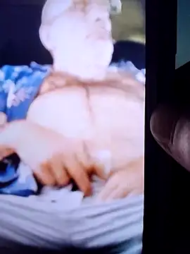 lui8181 online show from April 2026 07:07:02 PM