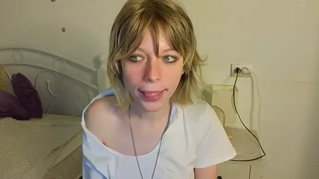 MollySally online show from June 2026 04:12:02 AM