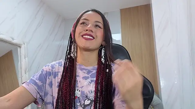 Lola roses tf online show from April 2026 01:25:02 PM