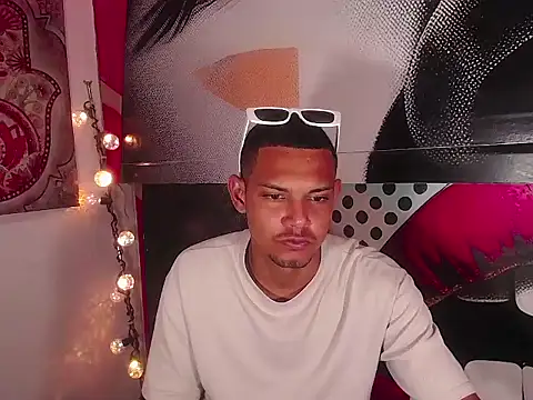 MarioChams online show from March 2026 04:07:02 AM