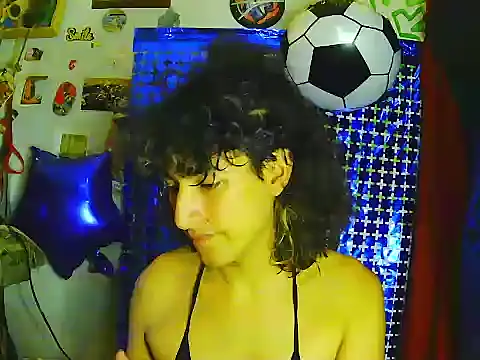 RAMONA TIJERAX online show from June 2026 09:57:02 PM
