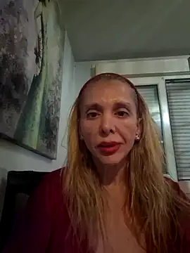 Snapshot of ssndratrans chatting on June 2026 01:19:01 AM ssndratrans online show from June 2026 01:19:01 AM