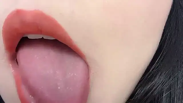 Susu-36E online show from April 2026 10:32:01 AM