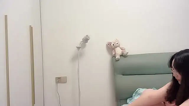 Susu-36E online show from April 2026 09:55:01 AM