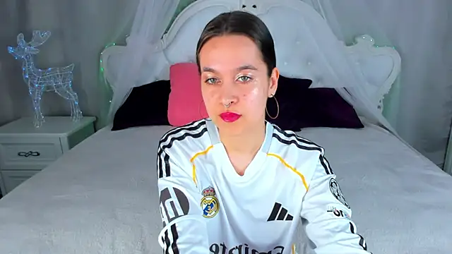 AishaTempt online show from April 2026 08:50:02 AM