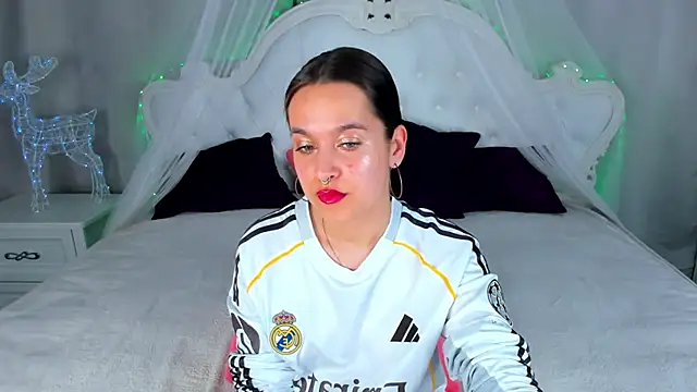 AishaTempt online show from April 2026 01:41:02 PM