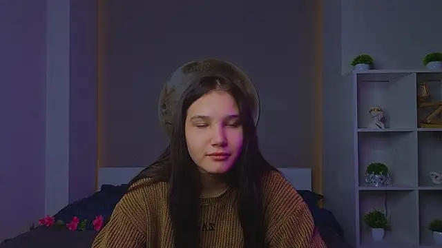 EnidRitzel online show from March 2026 07:10:01 PM