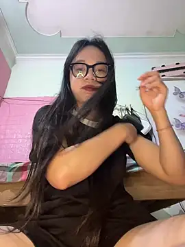 Leeeeiu online show from April 2026 03:13:01 PM