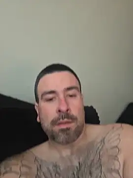 Biggbaddwulf7 online show from March 2026 03:49:02 PM