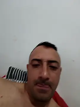 RaphandLey online show from February 2026 05:57:02 PM