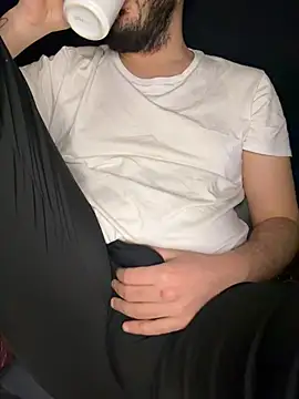 Sertt161 online show from April 2026 09:48:01 PM