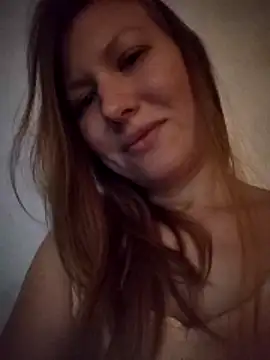 August Shine online show from April 2026 06:56:01 PM