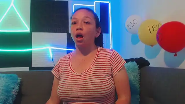 Snapshot of Eliane_cooper21 chatting on March 2026 02:19:01 AM Eliane cooper21 online show from March 2026 02:19:01 AM