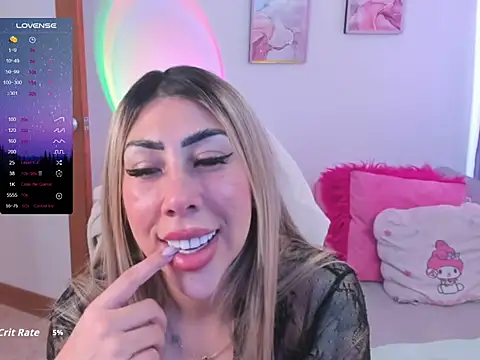 Martina robertss online show from June 2026 07:13:01 PM