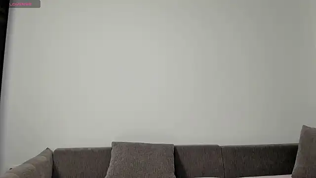 nikki-moon online show from April 2026 07:22:01 AM