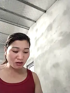 Lilinn  online show from April 2026 10:50:02 AM