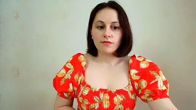 Snapshot of Inessa_beauty chatting on May 2026 09:36:01 AM Inessa beauty online show from May 2026 09:36:01 AM
