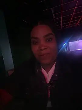 friendlybitch22 online show from April 2026 05:25:01 PM