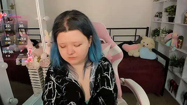 Lunaar  online show from April 2026 05:43:01 AM