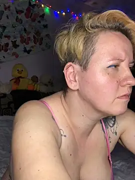 Snapshot of SofiaAmour chatting on April 2026 08:20:01 PM SofiaAmour online show from April 2026 08:20:01 PM