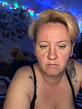 Snapshot of SofiaAmour chatting on April 2026 07:58:01 PM SofiaAmour online show from April 2026 07:58:01 PM