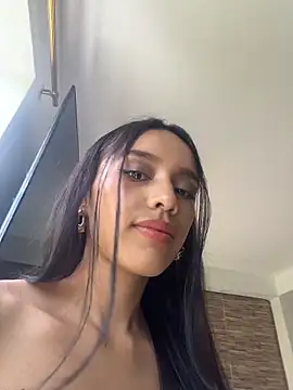 Mia-villalobos online show from March 2026 04:41:01 PM