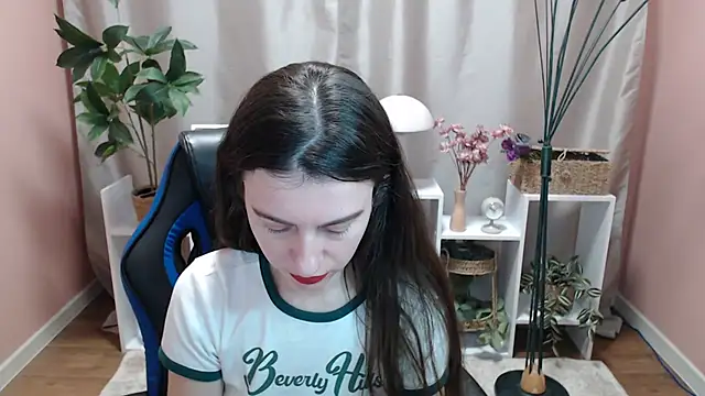 MistyBree online show from April 2026 10:47:02 AM