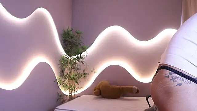 Liorenvyx  online show from May 2026 05:40:02 PM