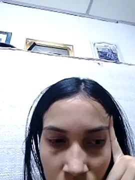 Snapshot of BiancaRoyale chatting on May 2026 06:41:01 AM BiancaRoyale online show from May 2026 06:41:01 AM