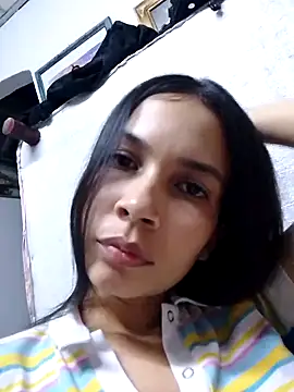 Snapshot of BiancaRoyale chatting on May 2026 06:10:02 AM BiancaRoyale online show from May 2026 06:10:02 AM