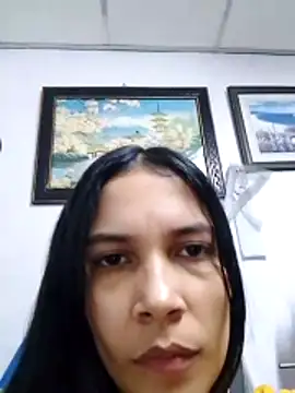 Snapshot of BiancaRoyale chatting on May 2026 08:43:01 AM BiancaRoyale online show from May 2026 08:43:01 AM