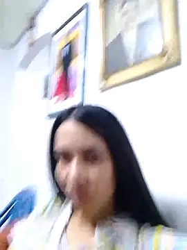 Snapshot of BiancaRoyale chatting on May 2026 07:13:02 AM BiancaRoyale online show from May 2026 07:13:02 AM