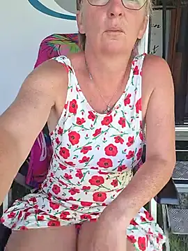 Snapshot of lescoquinsdu40 chatting on May 2026 08:53:02 AM lescoquinsdu40 online show from May 2026 08:53:02 AM
