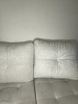 Julie Rosse online show from April 2026 09:28:01 PM
