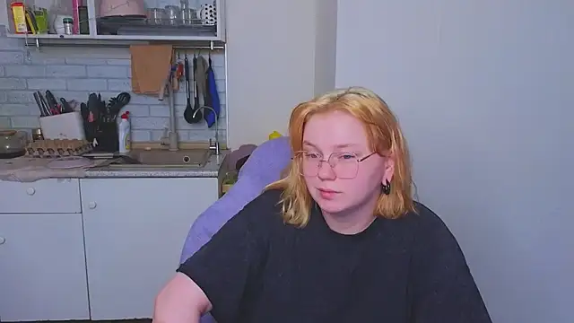 Snapshot of soft_focus chatting on May 2026 04:50:01 AM soft focus online show from May 2026 04:50:01 AM