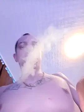 Hugo1993 online show from March 2026 10:28:02 PM