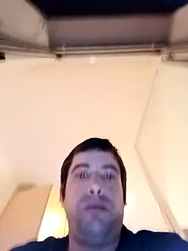 danyelC2 online show from April 2026 09:45:01 PM