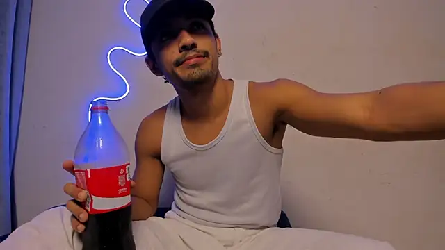 jossi12345j online show from April 2026 02:44:02 AM