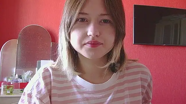 Snapshot of Beloved_Mary chatting on May 2026 05:35:02 AM Beloved Mary online show from May 2026 05:35:02 AM