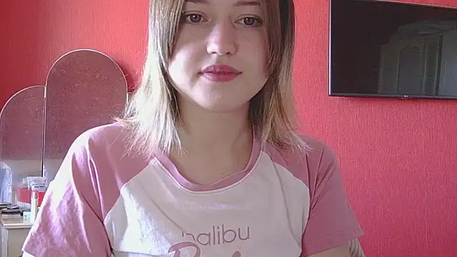 Snapshot of Beloved_Mary chatting on May 2026 08:21:02 AM Beloved Mary online show from May 2026 08:21:02 AM