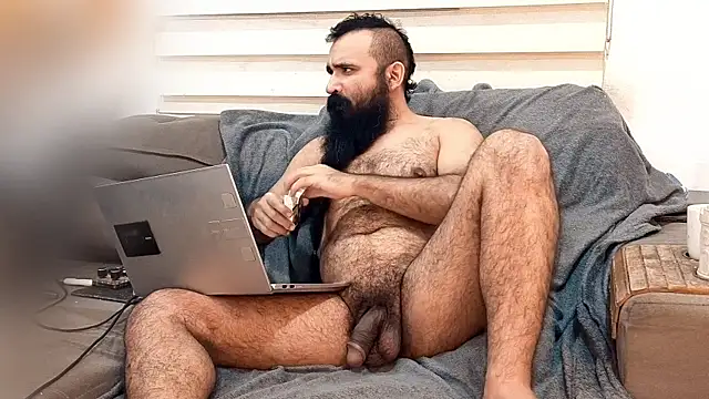 Barba Negra Fumador online show from June 2026 09:59:02 PM